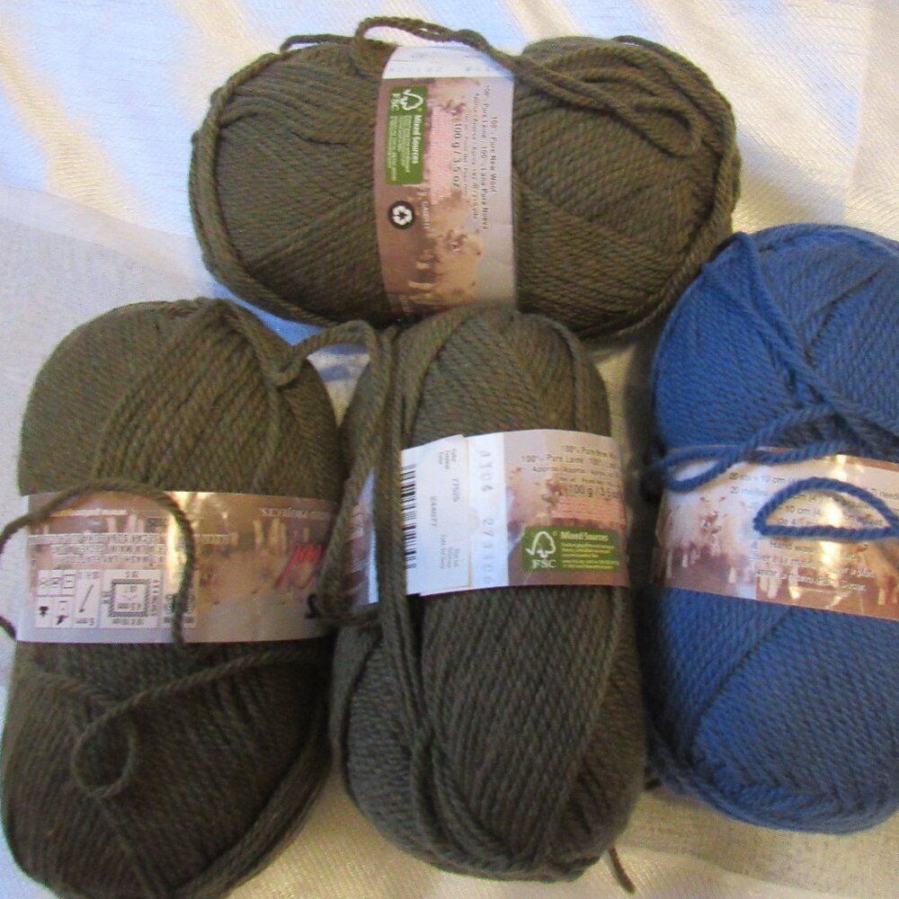 Patons Classic Wool Worsted  : total :400g